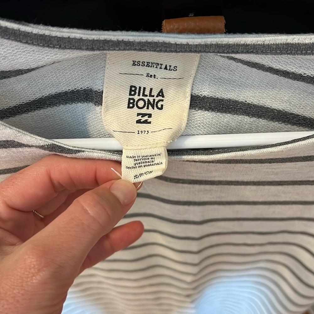 Billabong // striped long sleeve dress - Picture 3 of 4